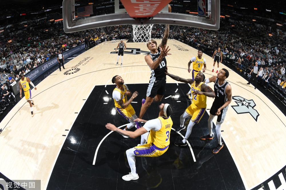 这位勇士前 这位勇士前