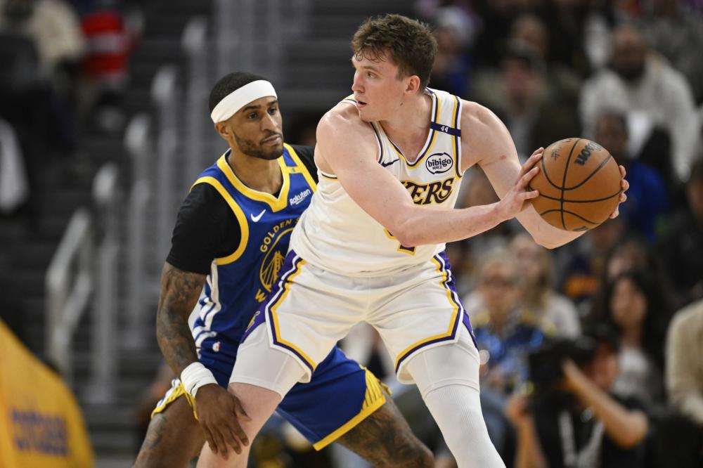 皇马中场竞 皇马中场竞